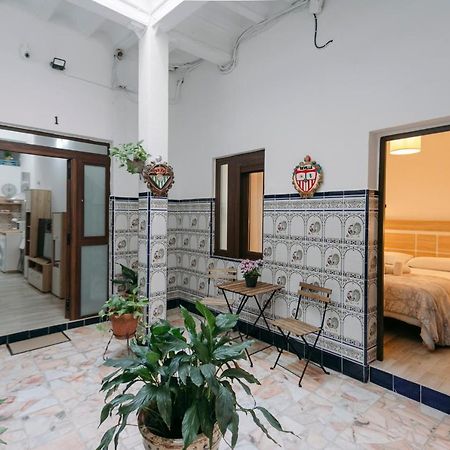 O&L San Luis Feel At Home In A Renovated Apartment Sevilla Exteriör bild