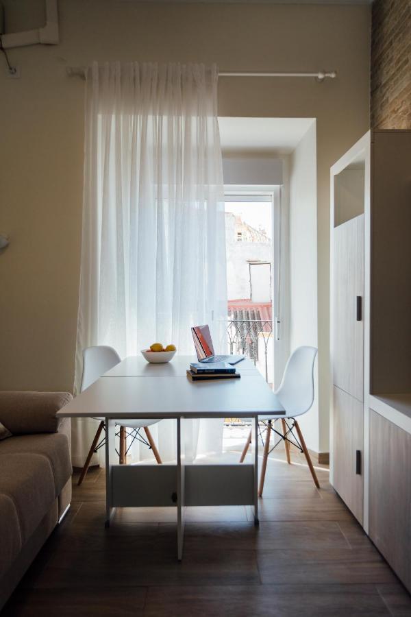 O&L San Luis Feel At Home In A Renovated Apartment Sevilla Exteriör bild