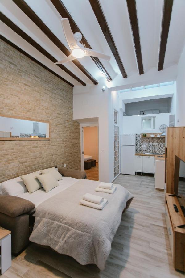 O&L San Luis Feel At Home In A Renovated Apartment Sevilla Exteriör bild